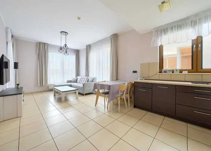 Apartamentyprzymorzu Olympic Park Z Prywatnym Tarasem Z Widokiem Na Morze Kolobrzeg