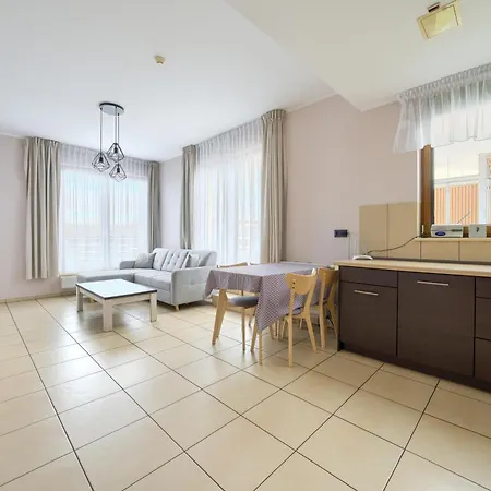 Apartamentyprzymorzu Olympic Park Z Prywatnym Tarasem Z Widokiem Na Morze Kołobrzeg